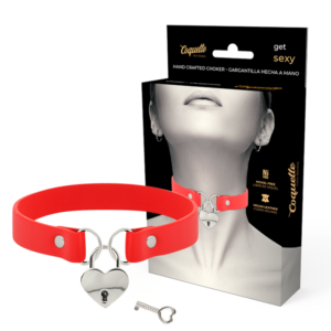 COQUETTE CHIC DESIRE – COLAR DE COURO VEGANO VERMELHO COM ACESSÓRIO DE CORAO COM CHAVE